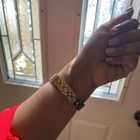 Gold Tory Burch Swiss Watch TRB1009 - Picture 6 of 8